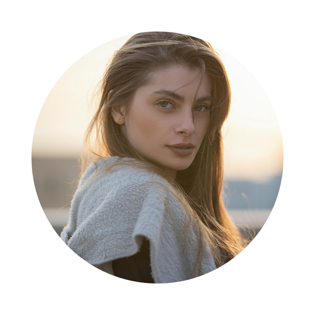 Stephanie Turner Navaris Review